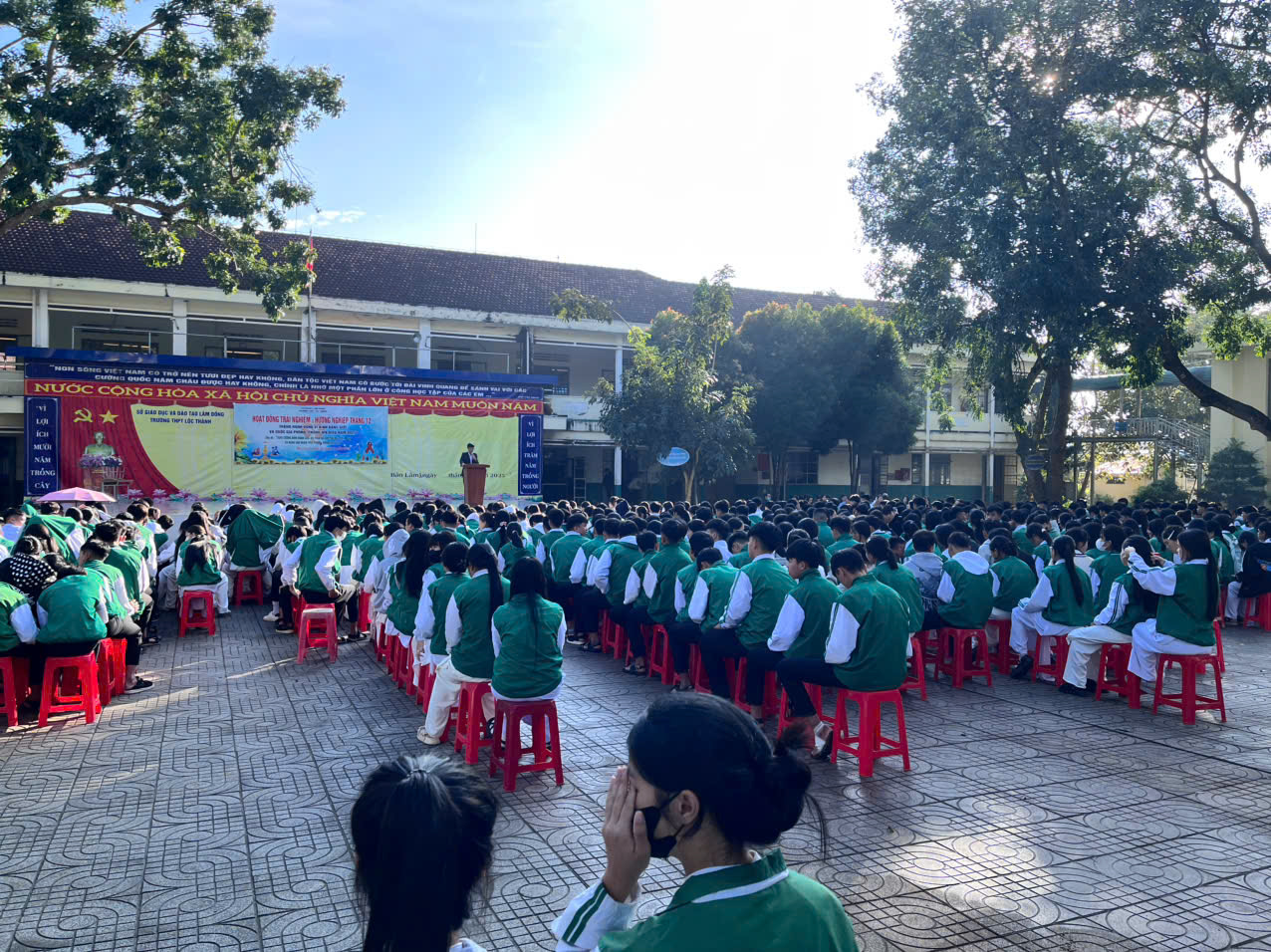 Thầy Nguyễn Hoàng Vũ phát động tháng bình đẩng giới và phòng chống HIV-AIDS