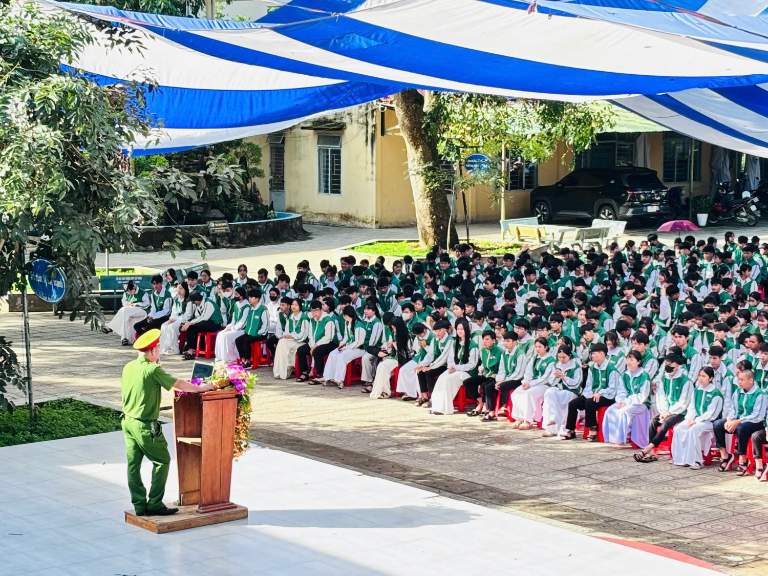 TRƯỜNG THPT LỘC THÀNH ĐẨY MẠNH TUYÊN TRUYỀN, NÂNG CAO NHẬN THỨC VÀ TRÁCH NHIỆM TRONG CÔNG TÁC PHÒNG, CHỐNG MA TÚY
